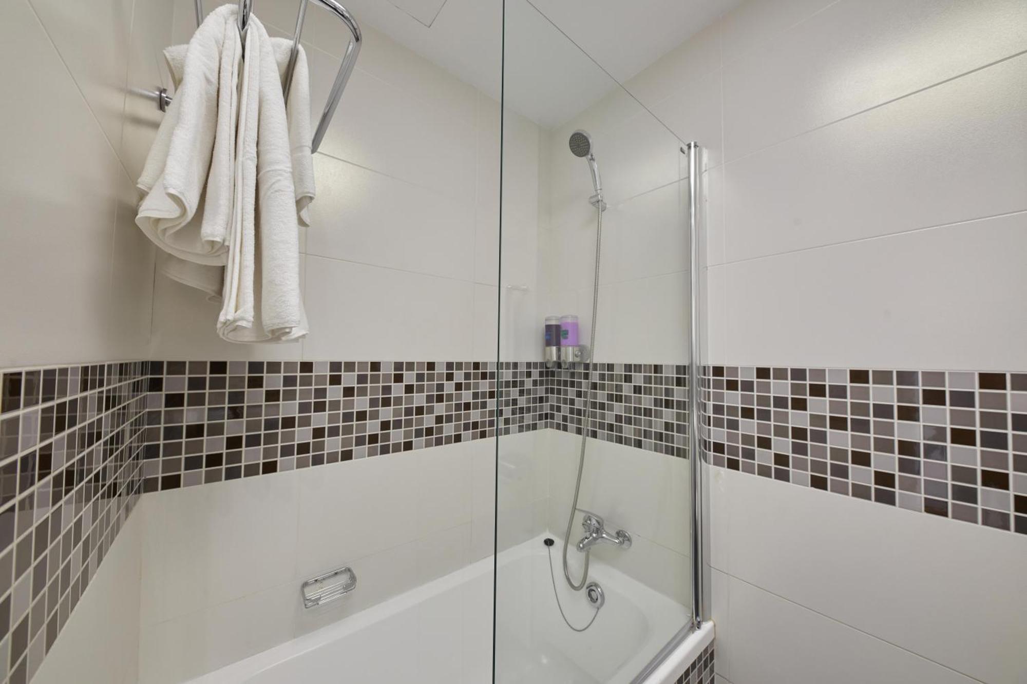 Double or Twin Room Balcony
